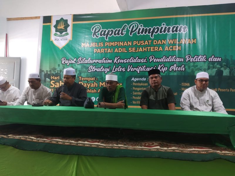 Ketua Umum MPP PAS Aceh Tu Bulqaini dan Jajaran Pengurus memimpin Rapim PAS Aceh Sabtu (11/6/2022) di Banda Aceh