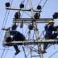 ilustrasi Petugas PLN