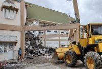 Teras Bangunan Rumah Sakit (RS) Regional Aceh Tengah yang Ambruk Pada Jum’at (04/11/202) di kampung simpang kelaping, kecamatan pengasing, kabupaten Aceh Tengah.