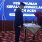 Penjabat (Pj) Gubernur Aceh, Achmad Marzuki, mengukuhkan Safrina Salim sebagai Kepala Perwakilan Badan Kependudukan Keluarga Berencana Nasional (BKKBN) Aceh Senin (11/9/2023).
