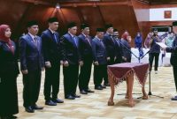 Pj Gubernur Aceh, Achmad Marzuki melantik pejabat eselon II di Anjong Monmata Banda Aceh, Selasa (2/1/2024), Foto : Acehstandar.com