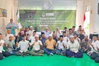 Para peserta pelatihan Training of Trainer Partai Adil Sejahtera (PAS) Aceh melakukan foto bersama dengan jajaran pengurus MPP PAS Aceh dan tim Bappilu usai penyelenggaraan kegiatan di Aula kantor Majelis Pimpinan Pusat PAS Aceh Selasa (23/1/2024).