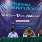 Sekda Drs.Sulaimi, M.Si didampingi Plt Kadiskominfo Aceh Besar memberikan sambutan dan arahan di acara Digitalent UMKM. (Foto : MC Aceh Besar)