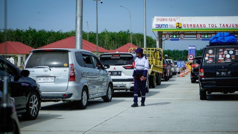 Sebanyak 2,1 juta kendaraan melintas di jalan Tol Trans Sumatera lancar selama periode arus mudik dan balik Lebaran 2024
