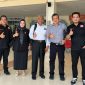 Ahli Pertanahan Prof Dr Muhammad Yamin SH MS, CN melakukan foto bersama Kuasa Hukum PT Gading Bhakti Zulkifli Nasution dan Timnya
