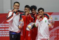 Para peraih medali Cabang Olahraga (Cabor) Anggar kategori sabel perorangan putra pada Pekan Olahraga Nasional (PON) XXI Aceh-Sumut, Rabu (11/9/2024) di GOR Anggar, Komplek Stadion Harapan Bangsa Kota Banda Aceh. (Foto : MO PON XXI Aceh/Alwi.