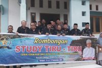 Ketua FKUB Banda Aceh Dr Abd Syukur, M.Ag dan jajarannya beserta unsur Kemenag Banda Aceh Suheri, MA foto bersama Ketua FKUB Asahan Sumatera Utara H Humaidi Syam Pane, AMK dengan seluruh pengurusnya usai temu ramah Sabtu (14/09/2024) di Sekretariat FKUB Banda Aceh Jl Prof A Hasyimi Pango Raya Ulee Kareng Banda Aceh