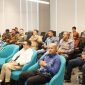 Direksi PT PEMA dan perwakilan DPMPTSP pada acara Pitching Proposal Bisnis dengan tujuh pelaku UMKM se-Aceh di Landmark BSI Aceh di Banda Aceh, Kamis (7/11/2024). Foto : Humas PT PEMA