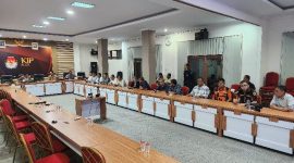 Tim Pemenangan Paslon Gubernur dan Wakil Gubernur Aceh nomor urut 01 (Bustami-Syech Fadhil) melakukan pertemuan dengan Komisioner KIP Aceh, Kamis (21/11/2024).