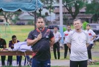 Pj Bupati Aceh Besar, Muhammad Iswanto SSTP MM, secara resmi membuka Turnamen Sepakbola Oemar Diyan Cup VI, Minggu (12/1/2025) petang