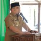 Pj Bupati Aceh Besar Muhammad Iswanto S.STP, MM, menyampaikan sambutannya pada pelantikan Imuem Mukim Leupung Periode 2025-2030, di Pantai Riting, Kecamatan Leupung, Aceh Besar, Selasa (14/1/2025). Foto: Prokopim Pemkab Aceh Besar