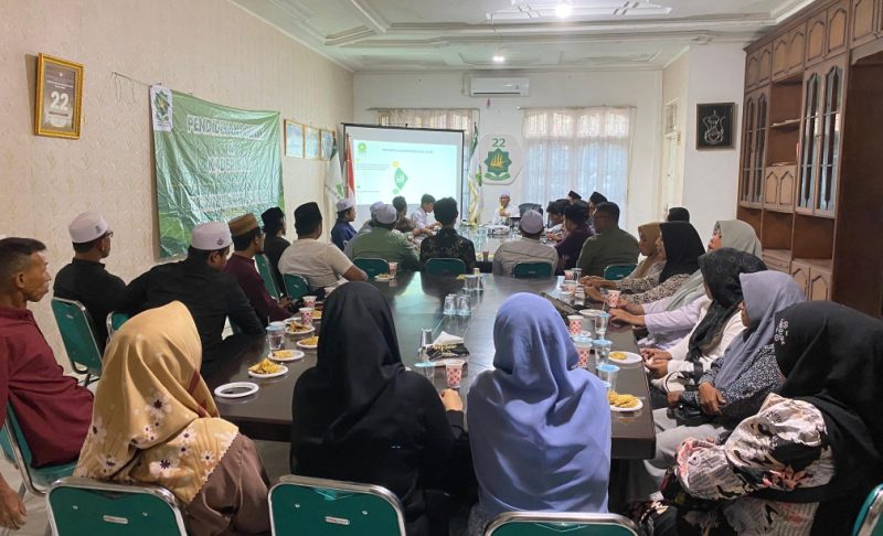Peserta pendidikan politik bagi kader Partai Adil Sejahtera (PAS) Aceh yang berlangsung di Sekretariat MPP PAS Aceh Kawasan Lhueng Bata Kota Banda Aceh Kamis (16/1/2025).
Foto : bandapos.com