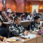 Pj Bupati Aceh Besar Muhammad iswanto S.STP, MM mengikuti Rapat Koordinasi lintas sektor Rencana Detail Tata Ruang (RDTR) yang dilaksanakan oleh Kementerian ATR/BPN, di Hotel Bidakara Jakarta, Rabu (22/01/2025). Foto : Prokopim Aceh Besar