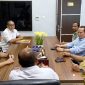 Plt Sekretaris Daerah (Sekda) Aceh Besar Bahrul Jamil S.Sos, M.Si, melakukan pertemuan dengan Kepala Satuan Kerja (Kasatker) PJN Wilayah 3 Aceh di Kantor Balai Pelaksana Jalan Nasional (BPJN) Aceh, Banda Aceh, Selasa (21/1/2025).Foto: Ist