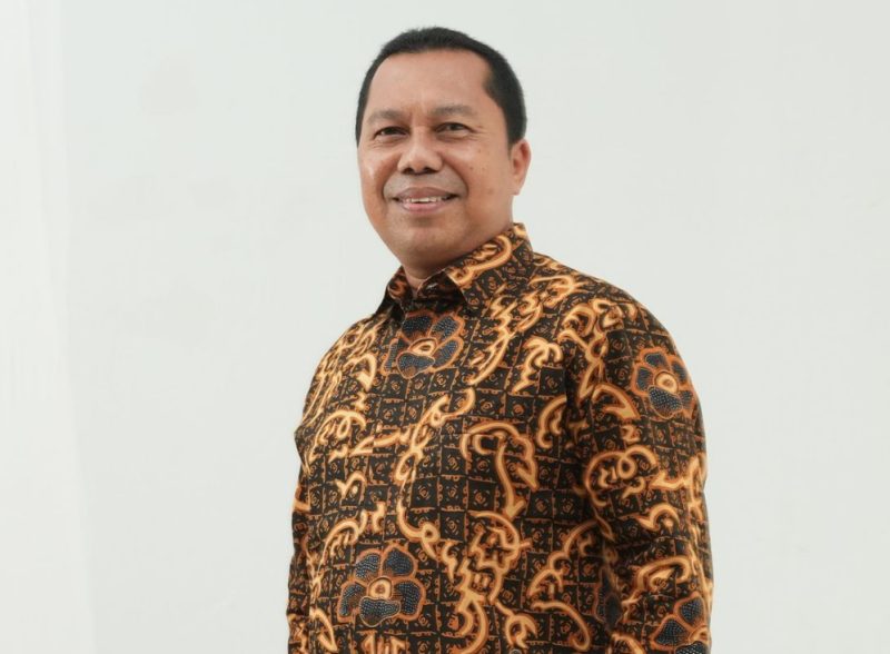 Iskandar, Sekretariat Perusahaan Bank Aceh