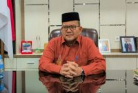Drs. H. Azhari, M.Si (Kepala Kantor Kementerian Agama Provinsi Aceh)