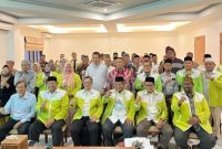 Pengurus, panitia, dan peserta Muswil IV MES Aceh melakukan foto bersama di Illona Hotel, Aceh Besar, sekaligus menggelar buka puasa, bersama jajaran pengurus. Sabtu (22/3/2025). Foto : Dok MES Aceh