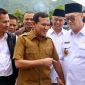 Wakil Gubernur Aceh, H. Fadhlullah, S.E., bersama Unsur Forkompinda Aceh, serta pihak terkait lainnya, mengikuti secara virtual Peluncuran 80.000 Koperasi Desa/Kelurahan Merah Putih oleh Presiden RI, Prabowo Subianto, di Koperasi Desa Merah Putih Bandar Lampahan, Bener Meriah, Senin, (21/7/2025).
