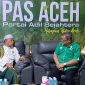 Ketua Umum PAS Aceh Tgk H.Tu Bulqaini Tanjongan, D.Sos.I menerima kunjungan Delegasi PAS Selangor yang dipimpin langsung oleh Dato' Dr.AB Halim Tamuri Ahli Dewan Negeri Selangor sekaligus Ketua PAS Selangor Rabu, (23/7/2025) di Kantor MPP PAS Aceh. Foto : Husni Kamal