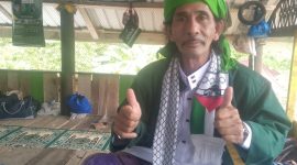 Pimpinan Dayah Asyafiiyah Tgk Bukhari ( Abu Lamteuba)