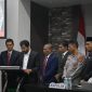 Gubernur Aceh, Muzakir Manaf di dampingi forkopimda Aceh menyampaikan Pendapat Status Bencana Aceh, di ruang serba Guna DPR Aceh, Kamis, (27/11/2025). Foto: Humas Aceh