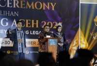 Kepala Dinas Kebudayaan dan Pariwisata (Kadisbudpar) Aceh Dedy Yuswadi resmi membuka pemilihan Agam Inong Aceh 2025, di The Pade Hotel, Aceh Besar, Rabu (26/11/2025). Foto: Istimewa