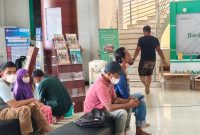 Keterangan : layanan operasional di kantor Bank Aceh Syariah cabang kuala simpang pasca bencana banjir
