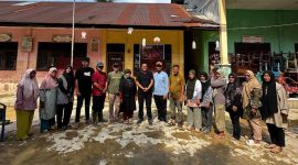Dukung pemulihan bencana banjir dan longsor, ASN Dinas Kelautan dan Perikanan Aceh ikut berpartisipasi dengan melakukan pembersihan fasiltas pendidikan di TKN 3 Karang Baru Kabupaten Aceh Tamiang