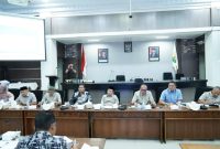 Komisi II Dewan Perwakilan Rakyat Aceh (DPRA) menggelar rapat bersama mitra terkait Penanganan Bencana Banjir dan Longsor yang terjadi di Aceh. (Foto:Dok Ist)