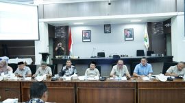Komisi II Dewan Perwakilan Rakyat Aceh (DPRA) menggelar rapat bersama mitra terkait Penanganan Bencana Banjir dan Longsor yang terjadi di Aceh. (Foto:Dok Ist)