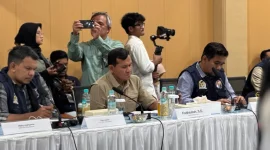 Wagub Aceh H.Fadhlullah,SE hadir pada Rapat Koordinasi Satuan Tugas Pemulihan Pascabencana DPR RI dan Satuan Tugas (Satgas) Percepatan Rehabilitasi dan Rekonstruksi Pascabencana Aceh, Sumatera Utara, dan Sumatera Barat, yang digelar di Banda Aceh.