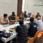 Pelaksana Harian (Plh) Kepala Dinas Pendidikan Dayah Aceh Muhsin, S.Pd.I, M.Pd didampingi oleh para Kepala Bidang, menerima audiensi perwakilan Yayasan Aceh Hijau dan  Yayasan Dana Sosial Al-Falah Surabaya di ruang rapat lantai II kantor Dinas Pendidikan Dayah Aceh, Kamis (22/1/2026).