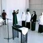 Wakil Bupati Aceh Besar Drs Syukri melantik empat Kepala Puskesmas dan satu orang pejabat Administrator di lingkungan Pemerintah Kabupaten Aceh Besar di Aula Kantor Bupati Aceh Besar, Selasa (27/1/2026). FOTO : PROKOPIM PEMKAB ACEH BESAR