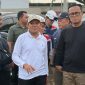 Wakil Gubernur Aceh, Fadhlullah, menegaskan komitmen kuat Pemerintah Aceh untuk memastikan penanganan pascabencana banjir berjalan terkoordinasi, adil, dan menyentuh seluruh wilayah terdampak, khususnya melalui percepatan pembangunan hunian sementara.
