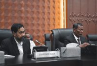Gubernur Aceh Muzakir Manaf dan Ketua DPRA Zulfadhli, A.Md mengikuti Rapat Paripurna Dewan Perwakilan Rakyat Aceh (DPRA) Tahun 2026 yang berlangsung di Aula Gedung Utama DPRA, Senin (6/4/2026).