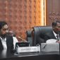 Gubernur Aceh Muzakir Manaf dan Ketua DPRA Zulfadhli, A.Md mengikuti Rapat Paripurna Dewan Perwakilan Rakyat Aceh (DPRA) Tahun 2026 yang berlangsung di Aula Gedung Utama DPRA, Senin (6/4/2026).