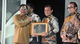 Pemerintah Aceh kembali menorehkan prestasi gemilang dalam ajang Anugerah Adinata Syariah 2026 yang digelar di Auditorium Bank Mega, Jakarta Selatan, Senin malam (6/7/2026). Foto : Humas Aceh