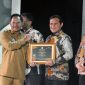 Pemerintah Aceh kembali menorehkan prestasi gemilang dalam ajang Anugerah Adinata Syariah 2026 yang digelar di Auditorium Bank Mega, Jakarta Selatan, Senin malam (6/7/2026). Foto : Humas Aceh