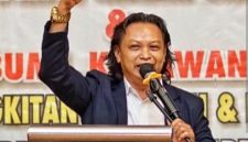 Ketua Umum Media Independen Online Indonesia AYS.Prayogie