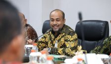 Direktur Utama Bank Aceh, Fadhil Ilyas, S.H., M.H