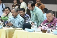 Asisten II Sekdakab Aceh Besar, M Ali, menghadiri kegiatan Sinkronisasi Usulan Program Listrik Perdesaan di Aula PLN Aceh, Banda Aceh, Kamis (8/10/2026).